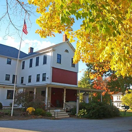 Woodbound Inn Rindge Exterior foto